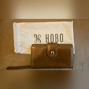 Hobo International Taupe Leather Organizer Wristlet - Excellent condition